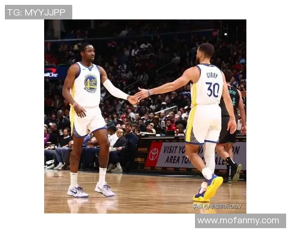 库里估计复出战雷霆!勇士遭受魔鬼路程:9天6连客+2次4天3赛 库里估计复出战雷霆!勇士遭受魔鬼路程:9天6连客+2次4天3赛